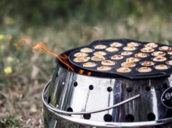 Petromax Gietijzeren Poffertjes Pan -Keuken Grill petromax gietijzeren poffertjes pan 4